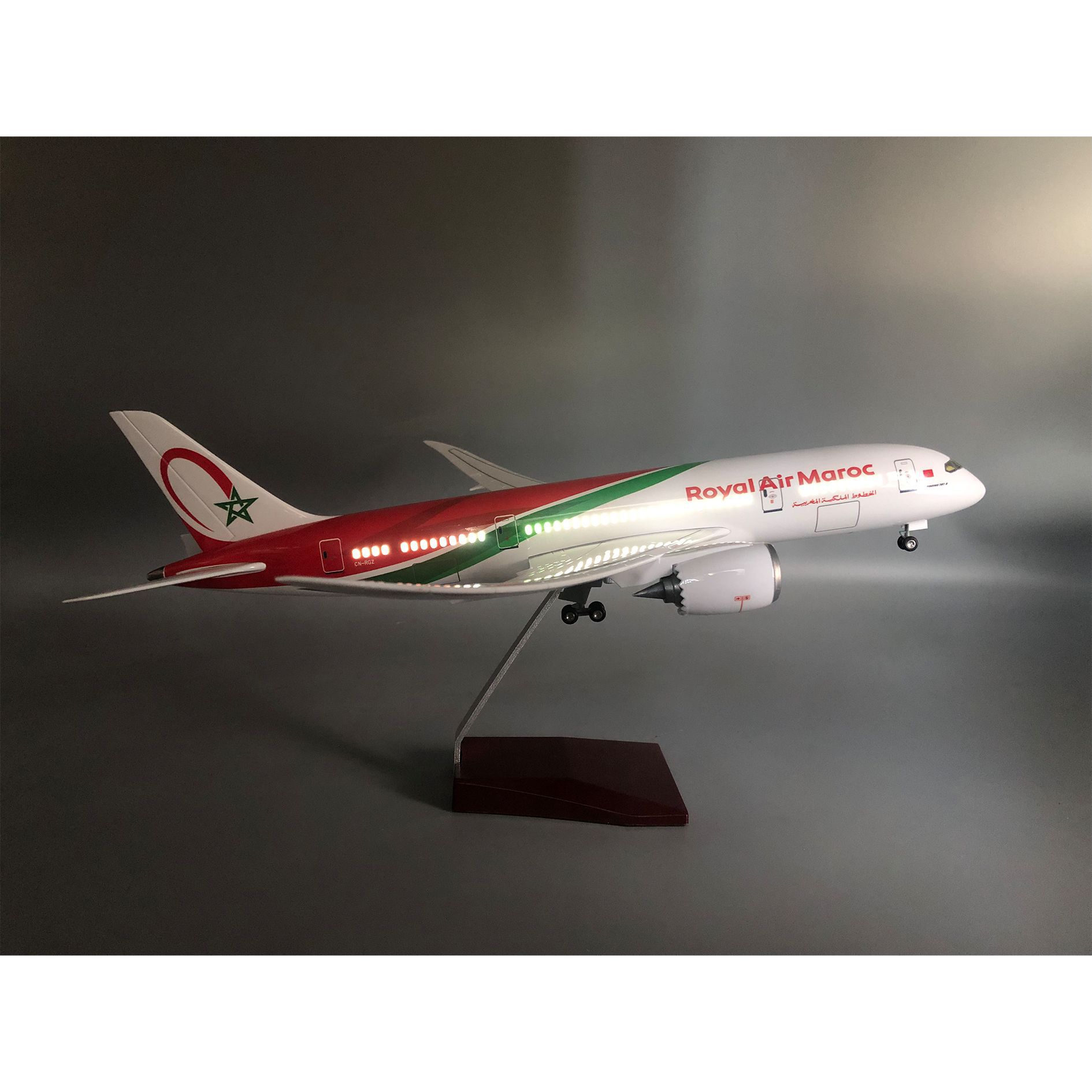 Royal Air Maroc 787 Flugzeugmo – Office Technology Bewertung und Preis